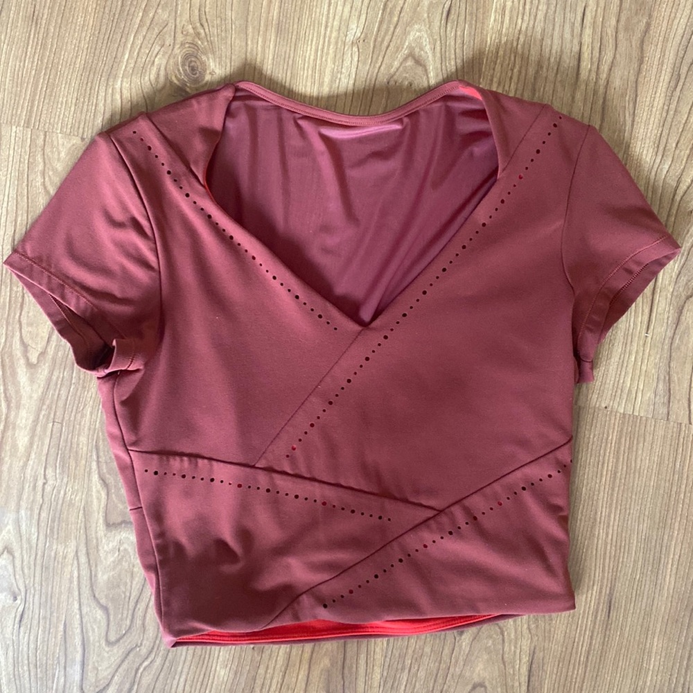 ATHLETA | athletic crop top